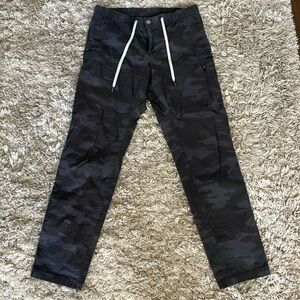 Vuori Ripstop Camo Pants - Large